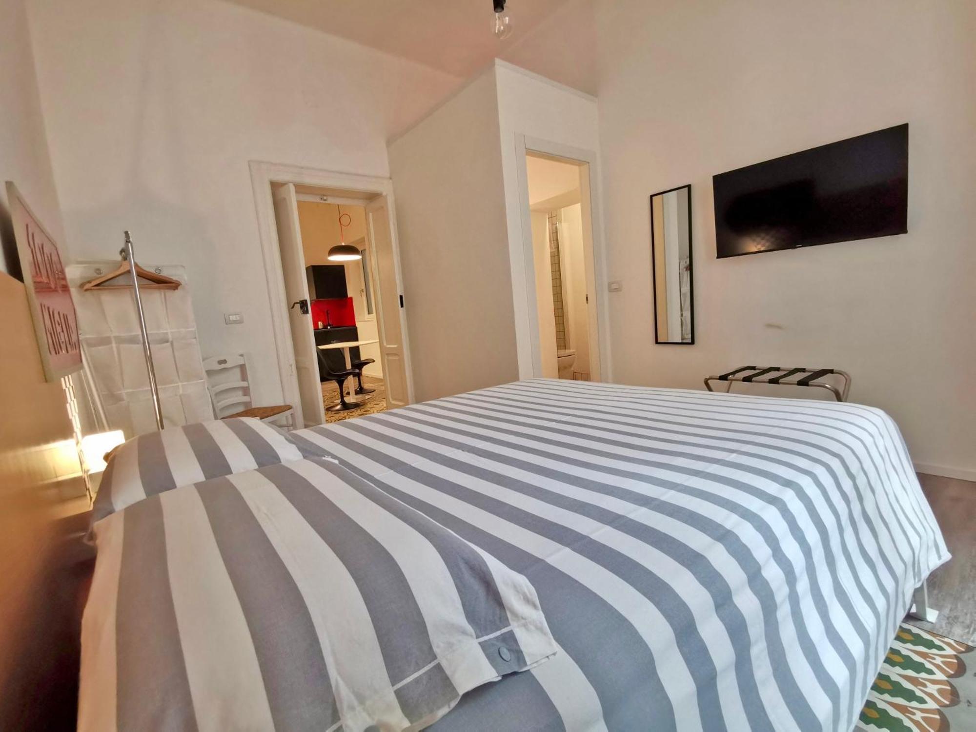 L'Officina Bed & Breakfast Бари Екстериор снимка