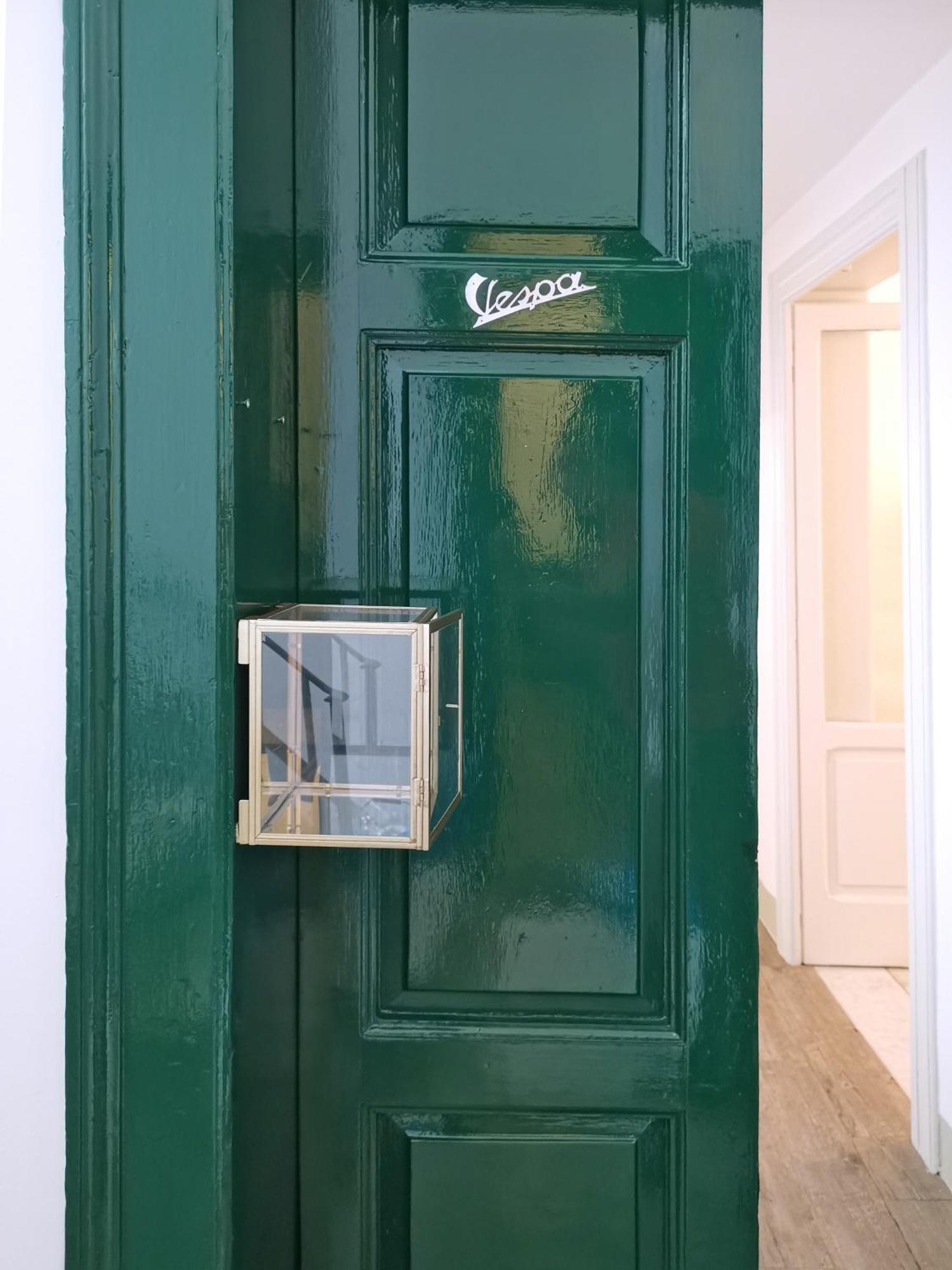 L'Officina Bed & Breakfast Бари Екстериор снимка