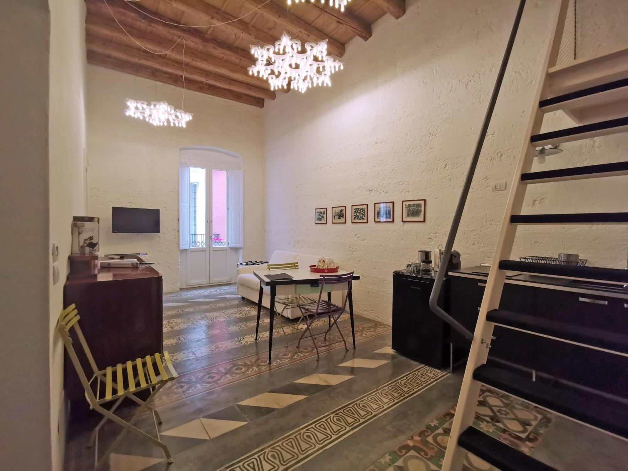 L'Officina Bed & Breakfast Бари Екстериор снимка