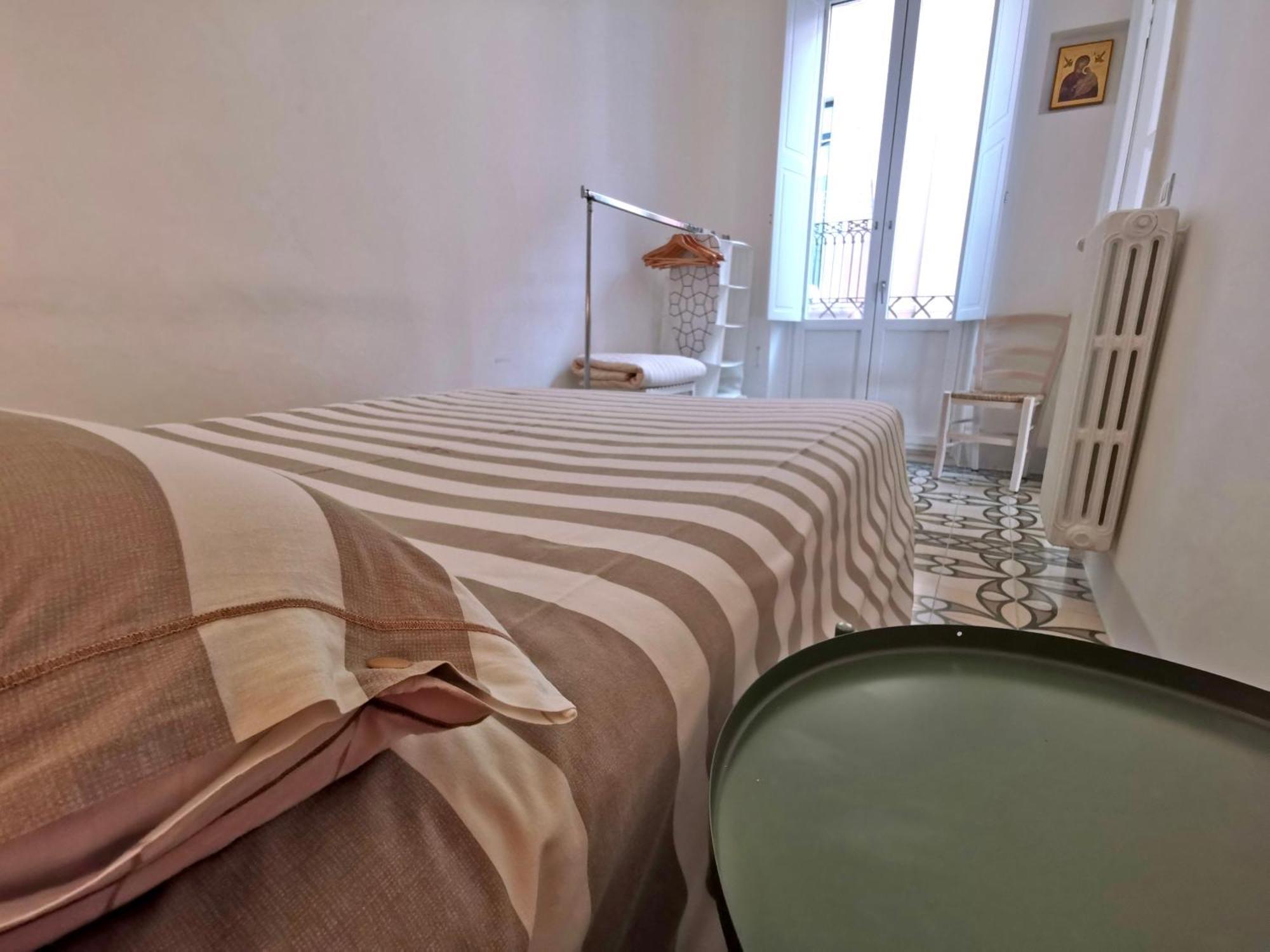 L'Officina Bed & Breakfast Бари Екстериор снимка