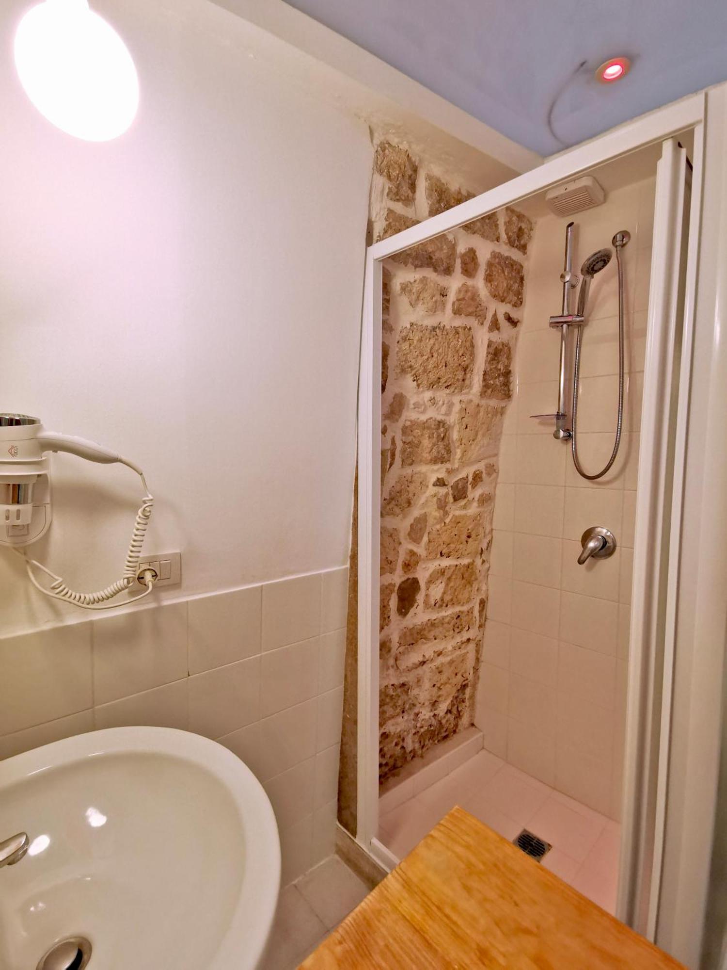 L'Officina Bed & Breakfast Бари Екстериор снимка