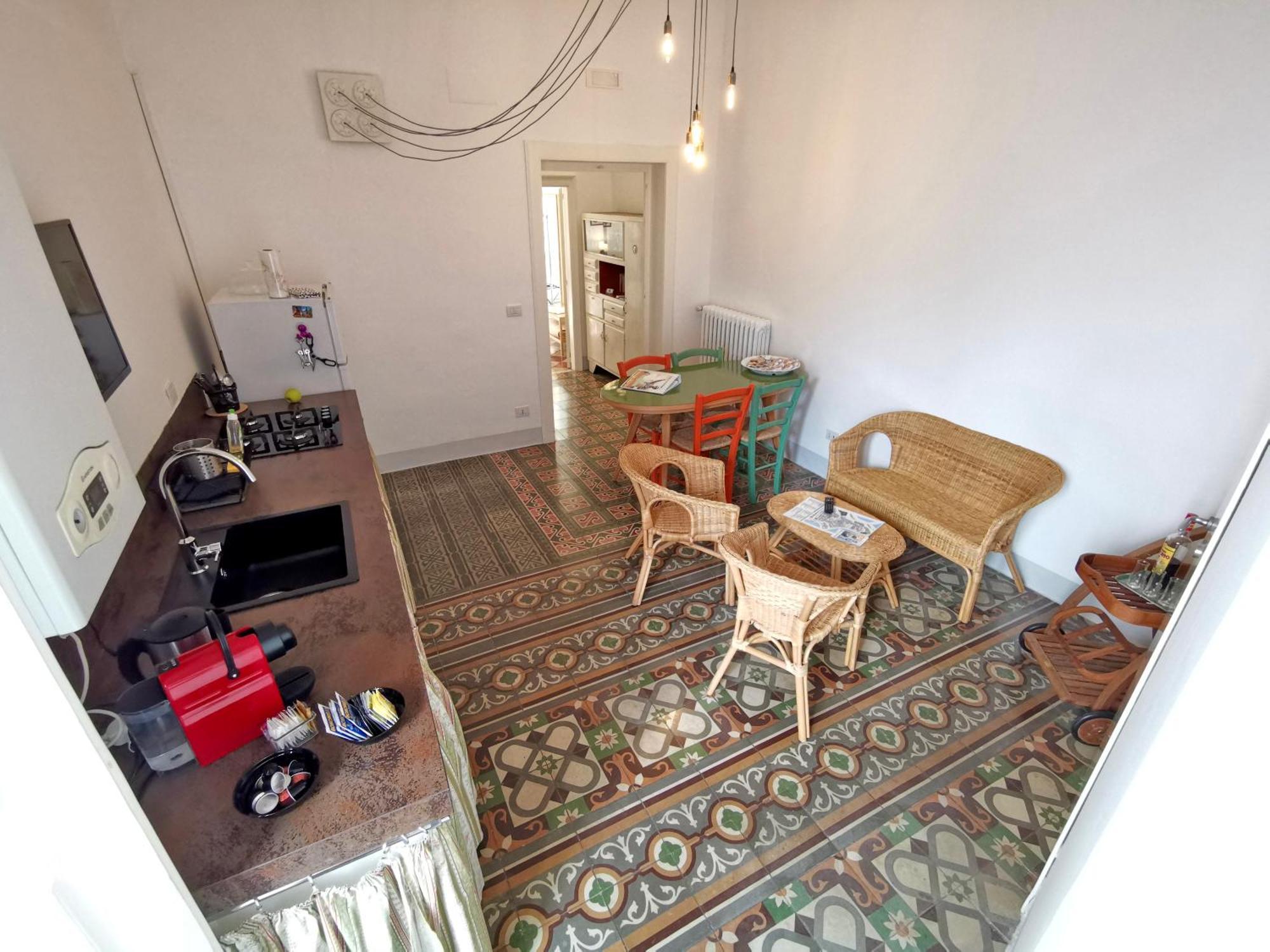 L'Officina Bed & Breakfast Бари Екстериор снимка